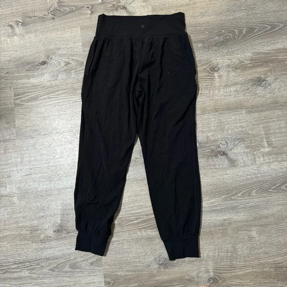 Athleta Cruise Jogger Black medium - Picture 7 of 7